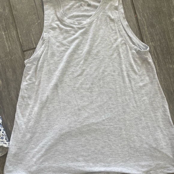 Girls tank top bundle! - Picture 6 of 6